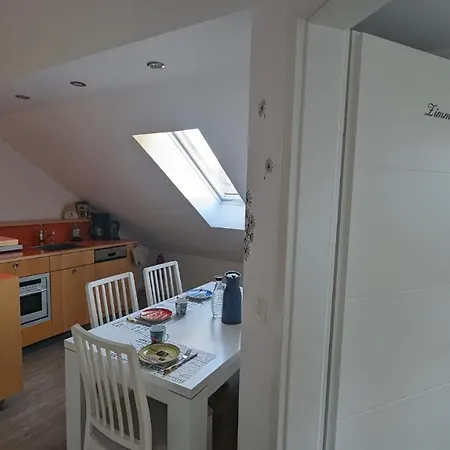 Helle Mit Zwei Schlafzimmern