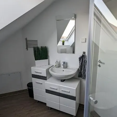 Apartamento Helle Mit Zwei Schlafzimmern Eching (Landshut)